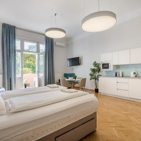 Tcb Regi Appartement Boedapest