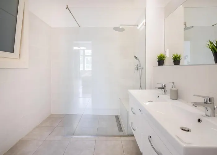 Tcb Regi Apartament *